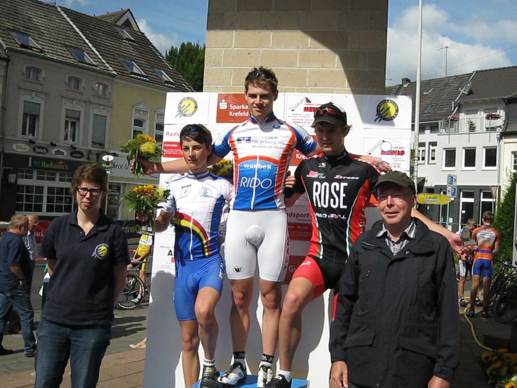 1207_jan_tschernoster_nettetal_podium